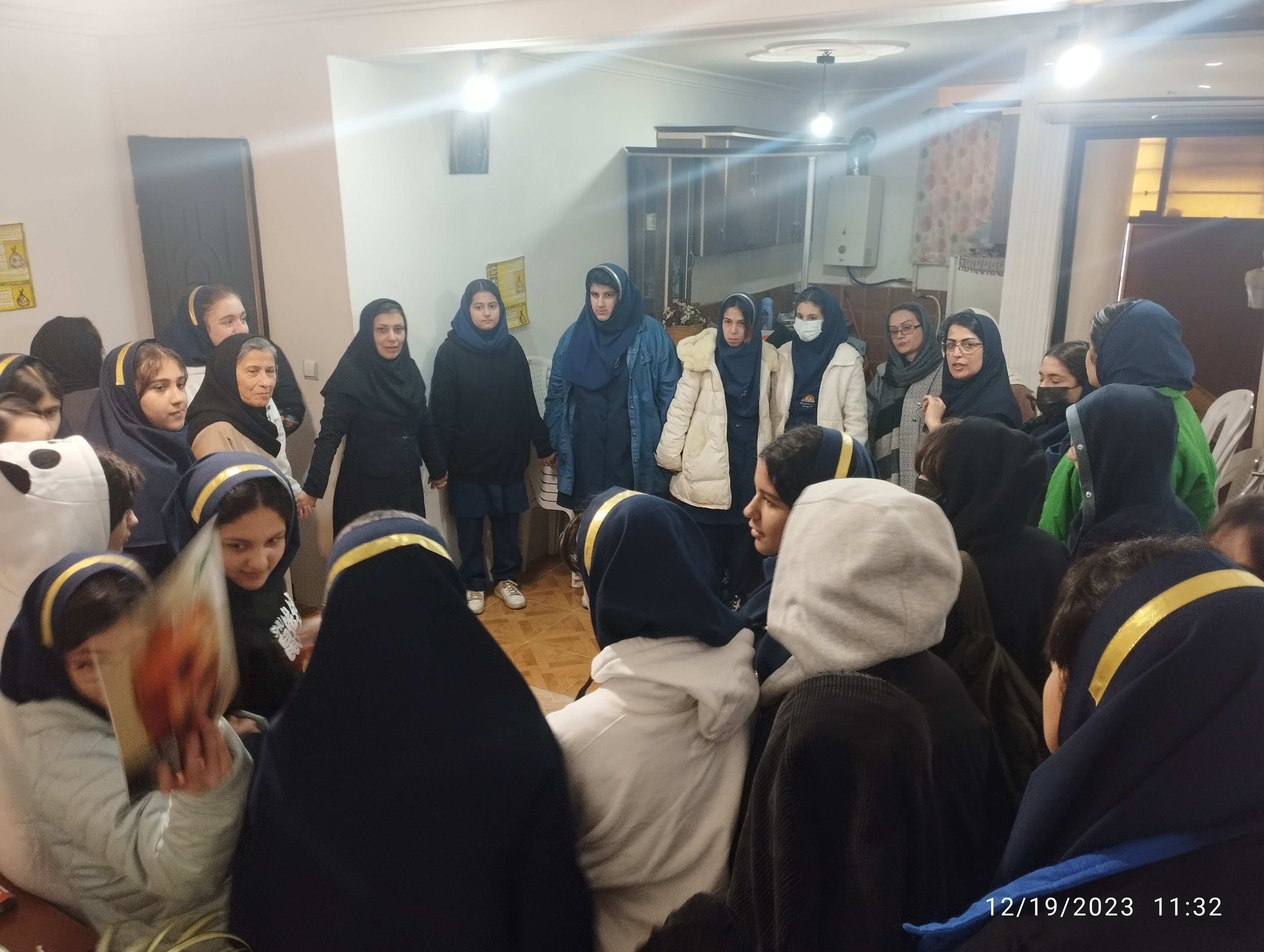 حضور دانش آموزان آوا در انجمن زنان حافظ محیط زیست