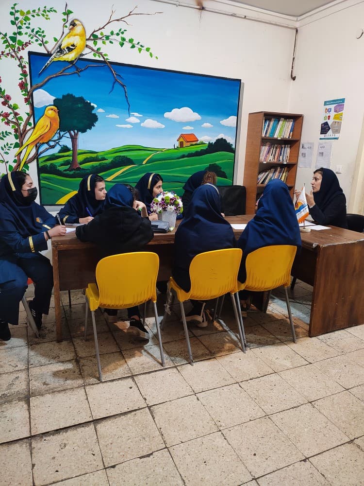 جلسه مدیریت با شورای دانش آموزان 